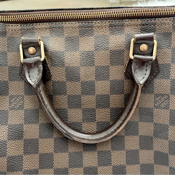 Authentic Louis Vuitton Damier Ebene Speedy 30 - Picture 11 of 12